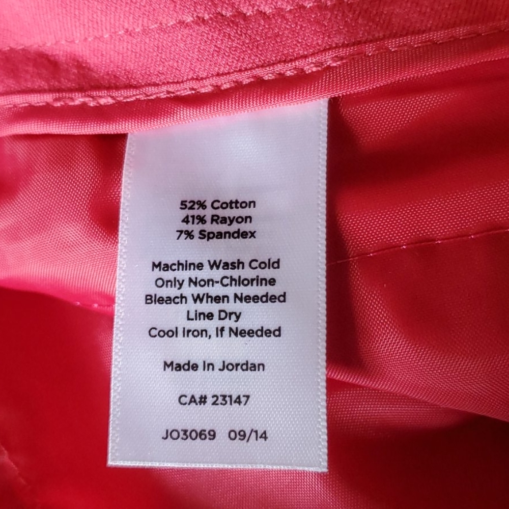 Talbots Signature Capris - Picture 5 of 5